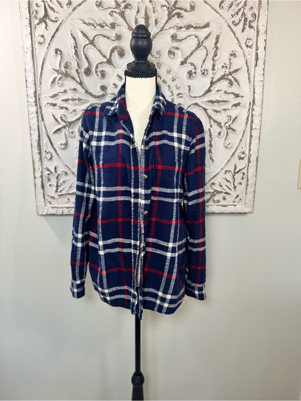 American Eagle M Boyfriend Fit Plaid Flannel Shirt Navy Red White Ahh-Mazingly S
